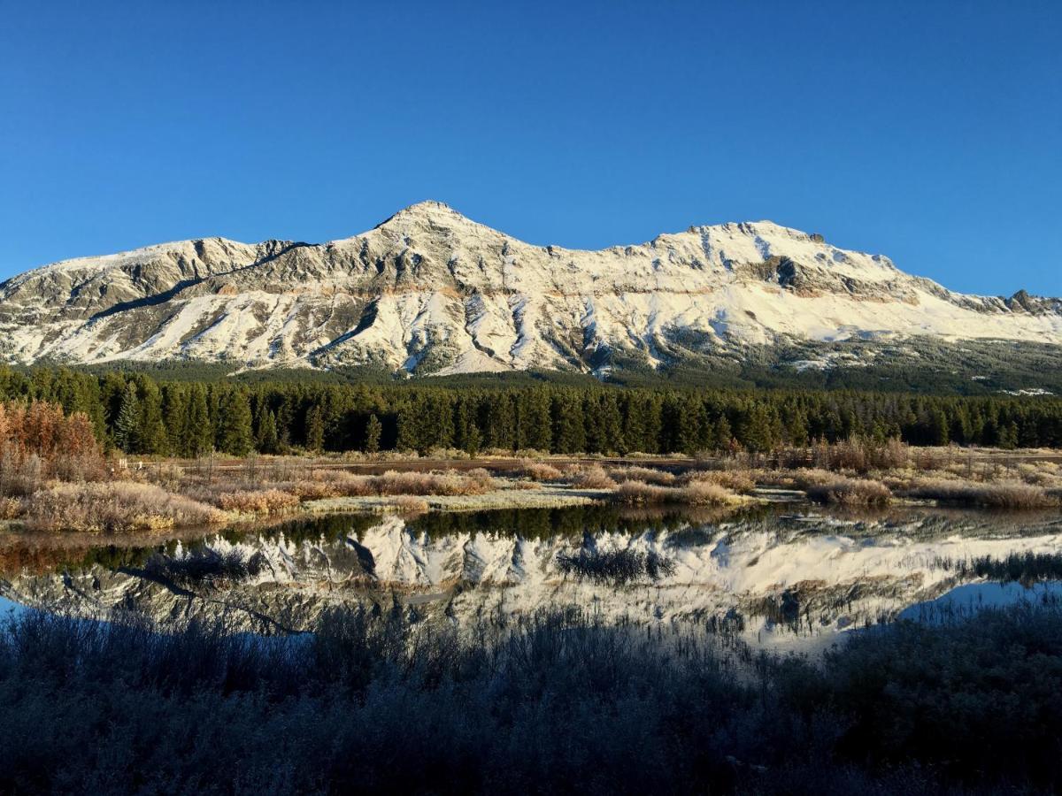Summit Mountain Lodge And Steakhouse East Glacier Park Village Εξωτερικό φωτογραφία