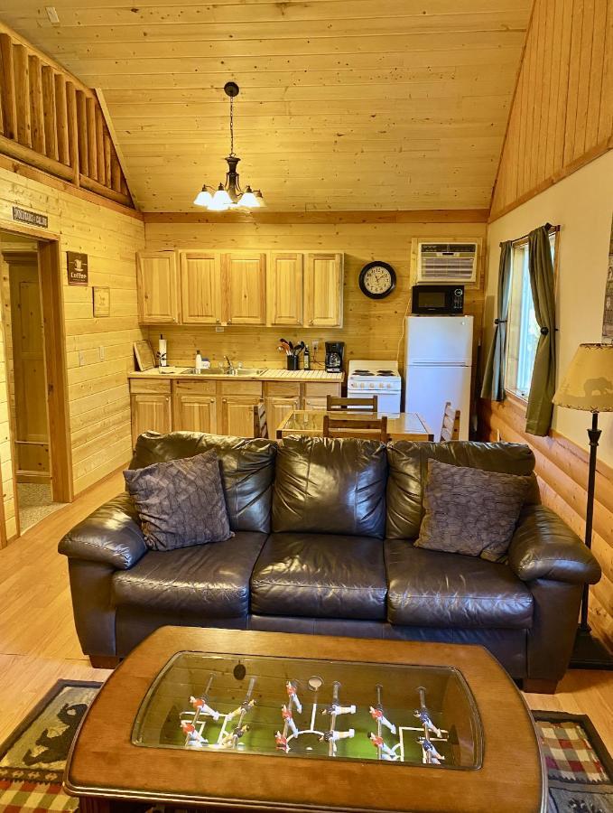 Summit Mountain Lodge And Steakhouse East Glacier Park Village Εξωτερικό φωτογραφία