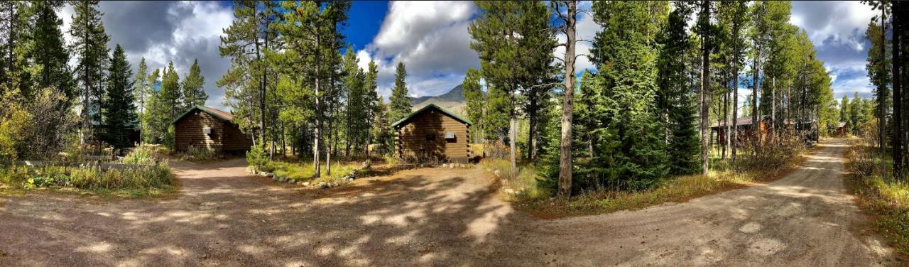 Summit Mountain Lodge And Steakhouse East Glacier Park Village Εξωτερικό φωτογραφία