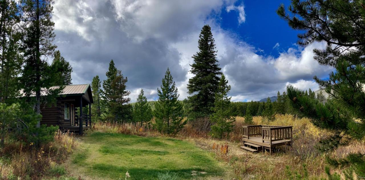 Summit Mountain Lodge And Steakhouse East Glacier Park Village Εξωτερικό φωτογραφία