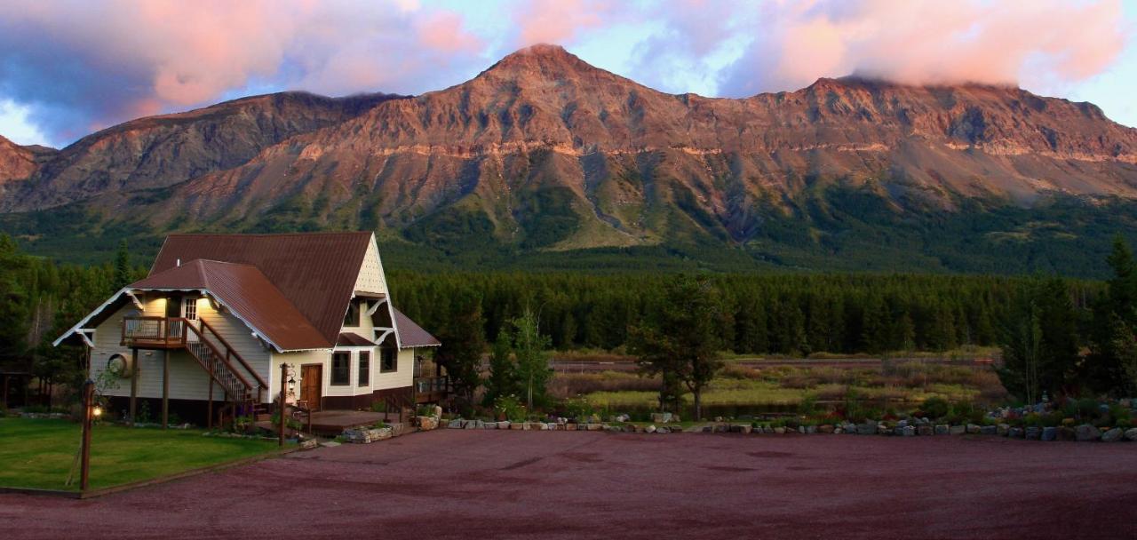 Summit Mountain Lodge And Steakhouse East Glacier Park Village Εξωτερικό φωτογραφία