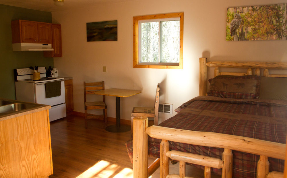 Summit Mountain Lodge And Steakhouse East Glacier Park Village Εξωτερικό φωτογραφία