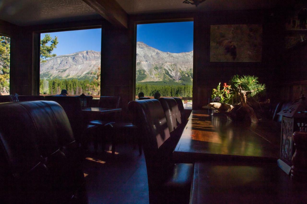 Summit Mountain Lodge And Steakhouse East Glacier Park Village Εξωτερικό φωτογραφία